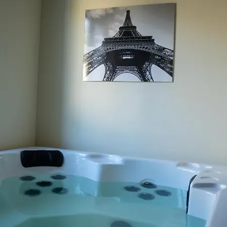 Magnifique Duplex Avec Jaccuzi, Sauna Et Cinema Room Privatif Fontenoy  Exterior photo