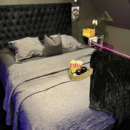 Magnifique Duplex Avec Jaccuzi, Sauna Et Cinema Room Privatif Fontenoy  Exterior photo