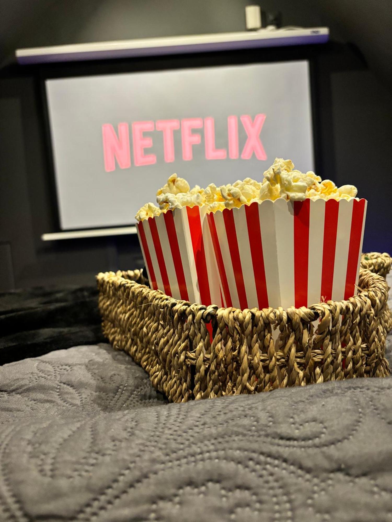 Magnifique Duplex Avec Jaccuzi, Sauna Et Cinema Privatif *